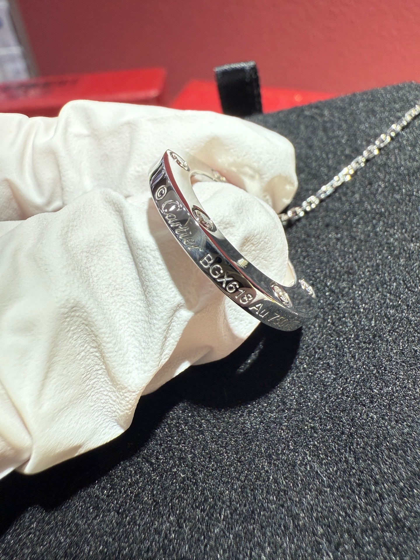 Cartier love Necklace B7014900