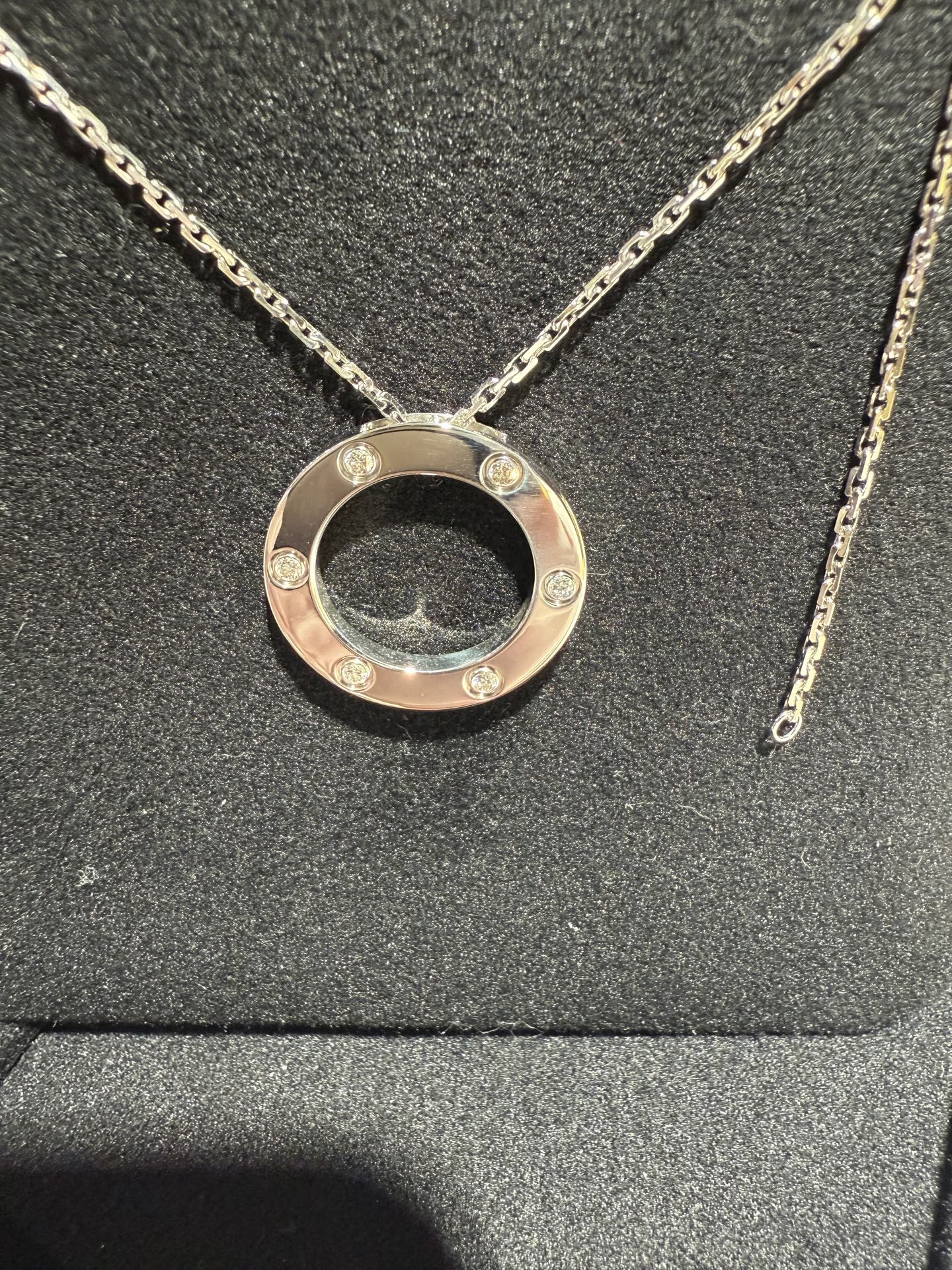 Cartier love Necklace B7014900