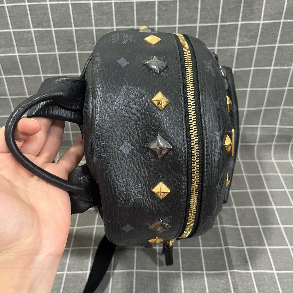 MCM Faux leather Backpack MMKBAVE04BK001