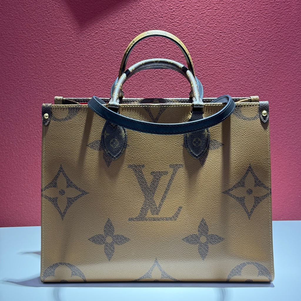 Louis Vuitton Onthego Canvas 35 x 27 x 14 centimeters (length x height x width) M45321
