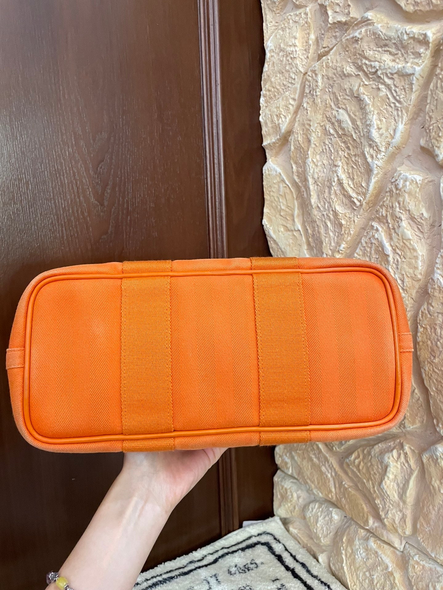 Hermes Canvas
