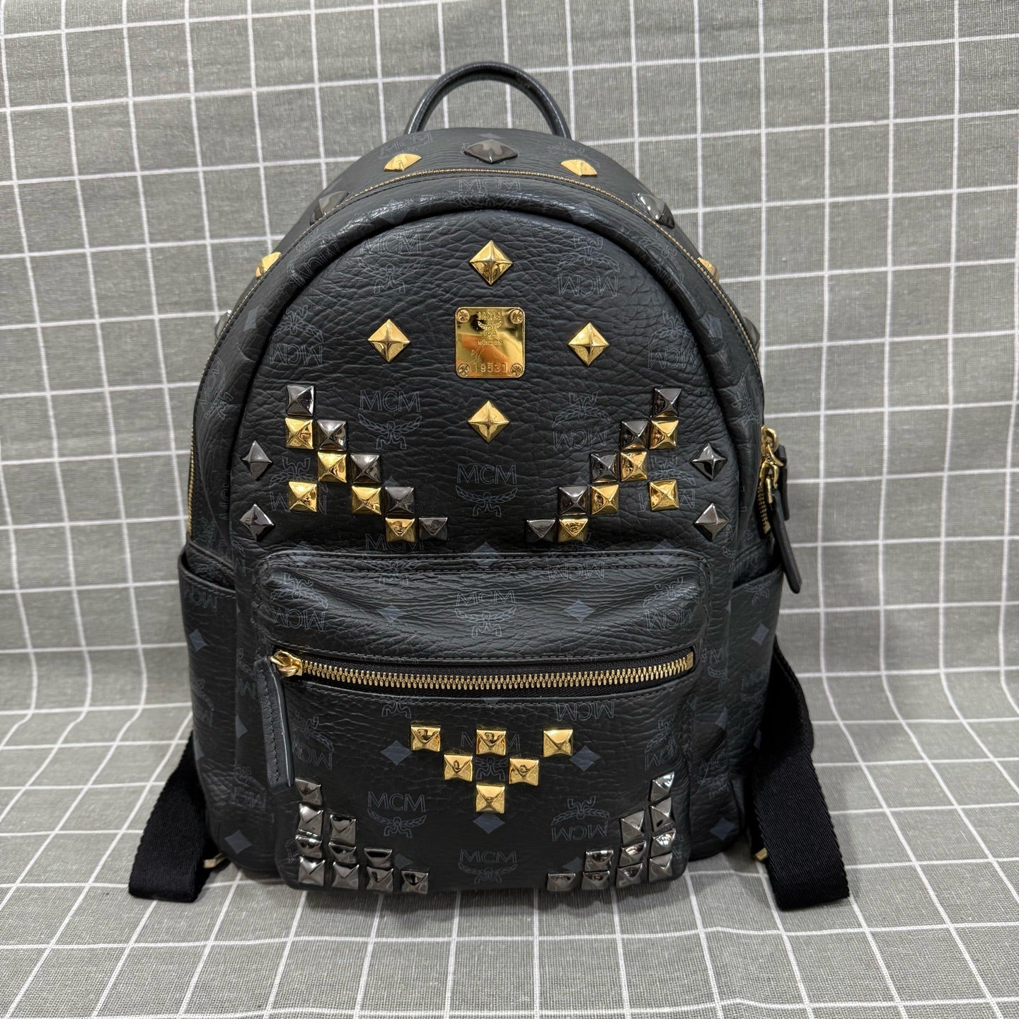 MCM Faux leather Backpack MMKBAVE04BK001