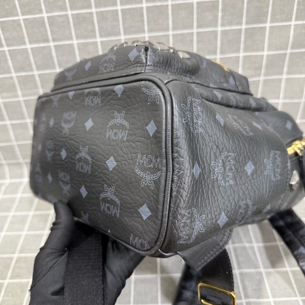 MCM Faux leather Backpack MMKBAVE04BK001