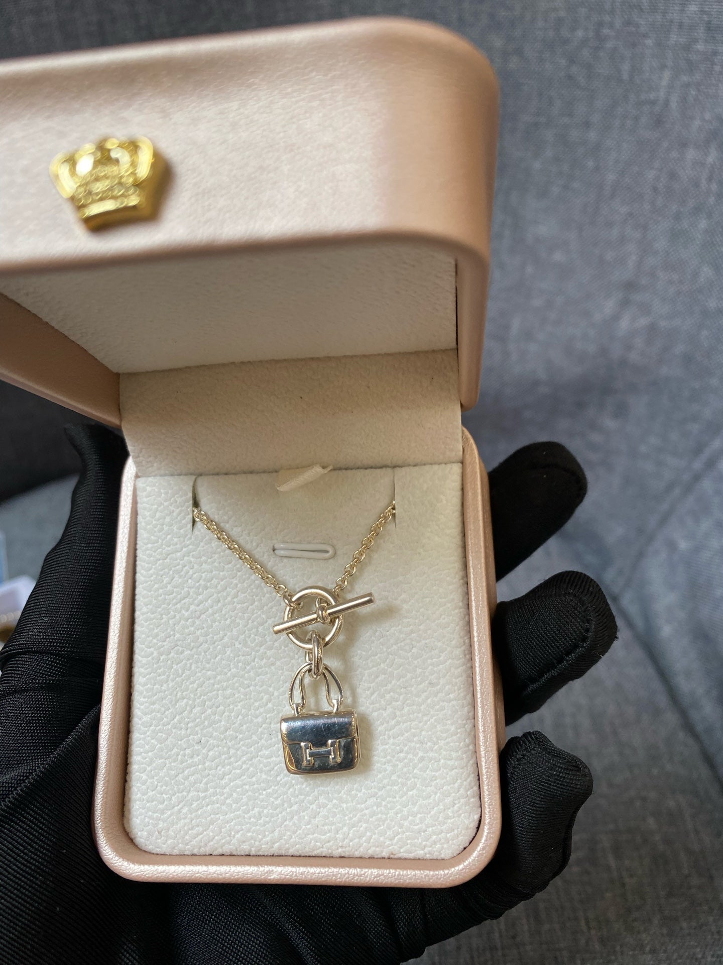 Hermes Adjustable chain length: 38–40 cm | Total diamond carat weight: 0.29 ct H109615B-00