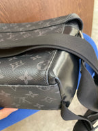 Louis Vuitton Messenger Bag
