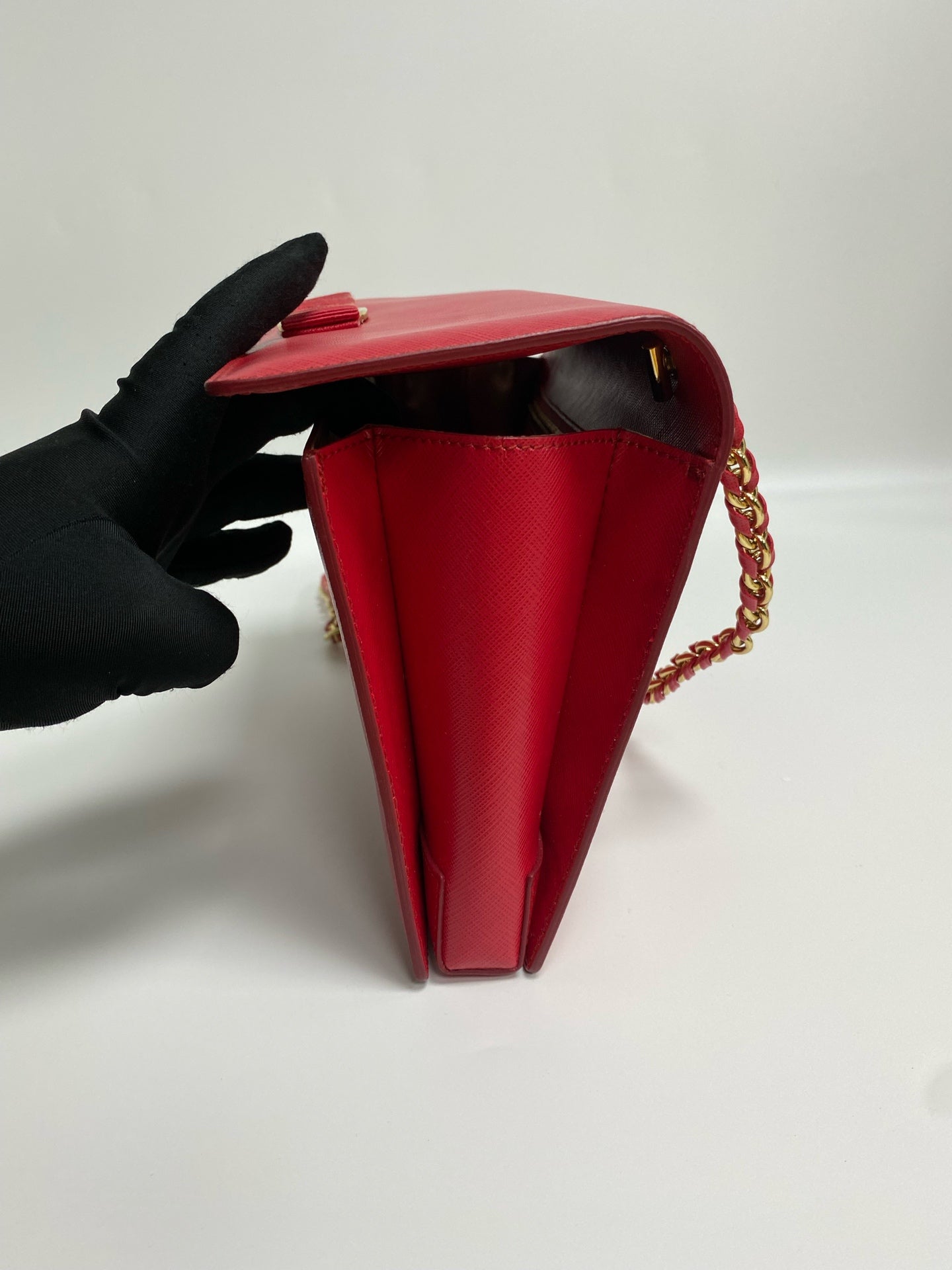 Salvatore Ferragamo Shoulder Bag 21E480-600216