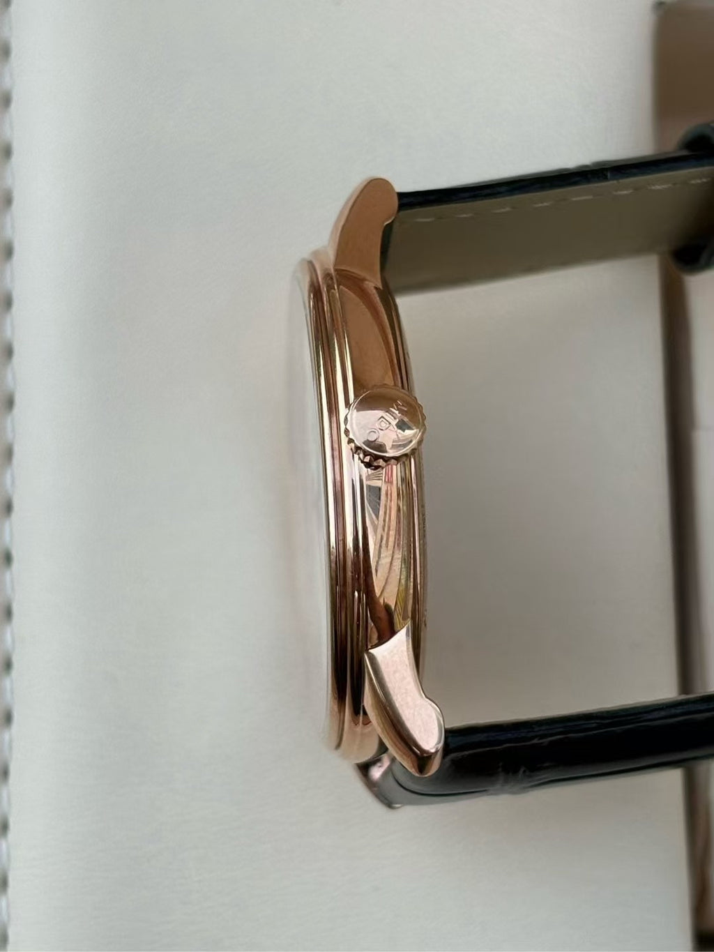 Mido Berenice Rose gold Automatic (self-winding) watch 39 millimeters M027.407.36.013.00