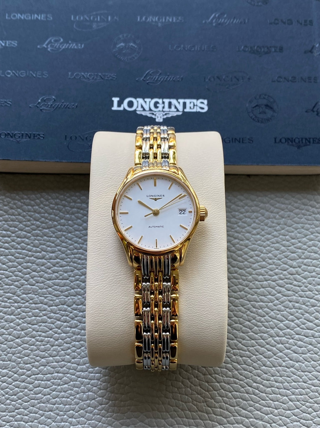 Longines Longines La Grande Classique collection White Mechanical watch 25.00mm L4.360.2.12.7