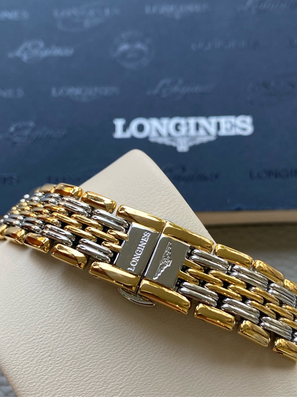 Longines Longines La Grande Classique collection White Mechanical watch 25.00mm L4.360.2.12.7