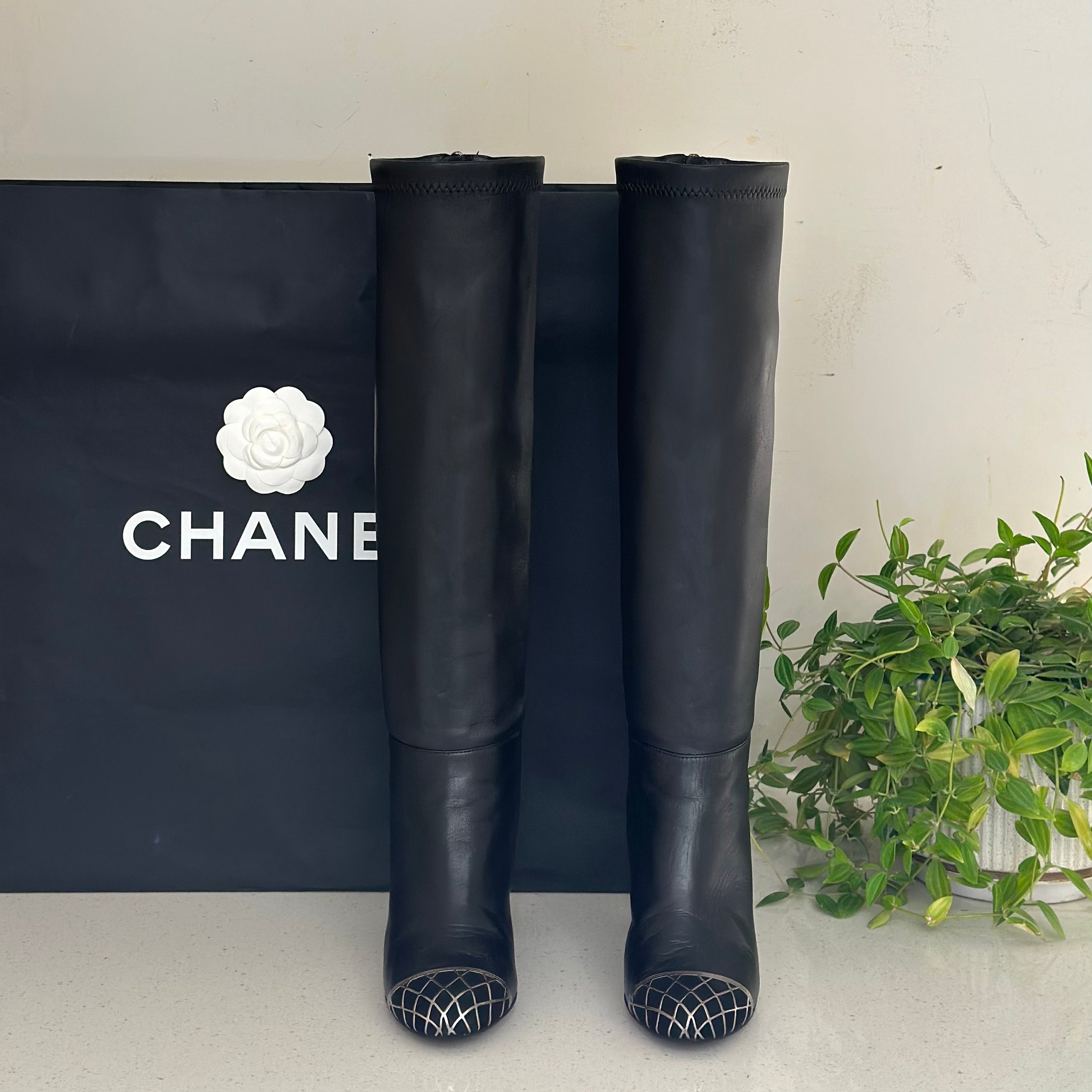 Chanel Black