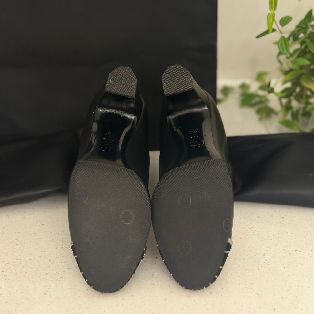 Chanel Black
