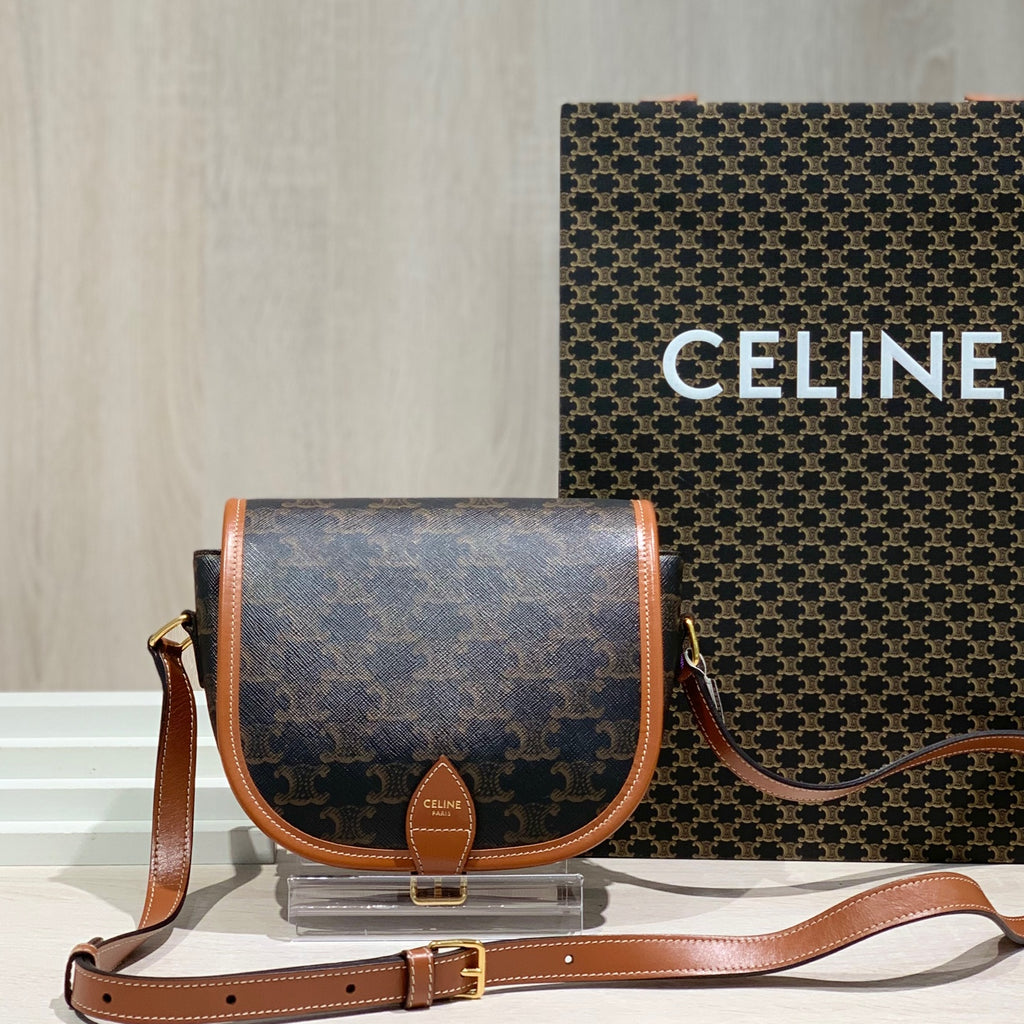 Celine Saddle Bag 7 x 7 x 3 inches (18.5 x 17 x 8 centimeters)
