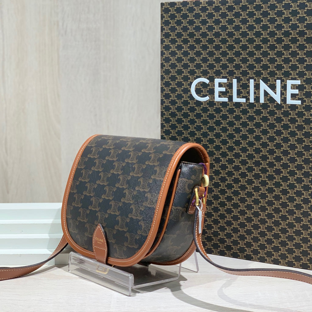 Celine Saddle Bag 7 x 7 x 3 inches (18.5 x 17 x 8 centimeters)