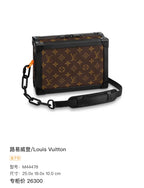 Louis Vuitton 25.0x 18.0x 10.0 cm M44478