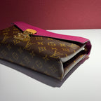 Louis Vuitton Leather Red Messenger Bag Length 27 cm x Width 4 cm x Height 17 cm M41635