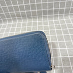 Louis Vuitton M64019