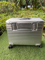 RIMOWA