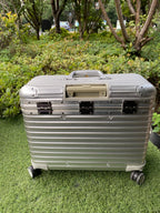 RIMOWA