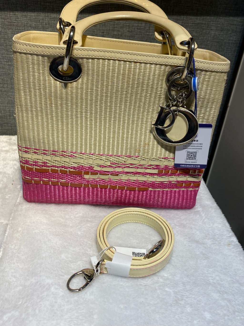 Dior