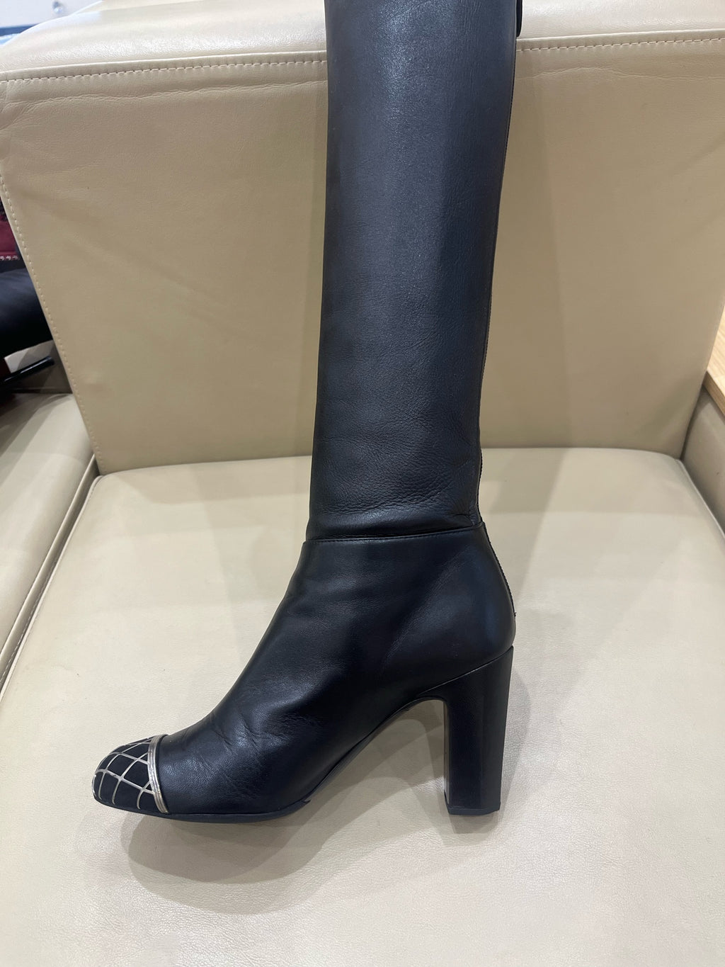 Chanel Black