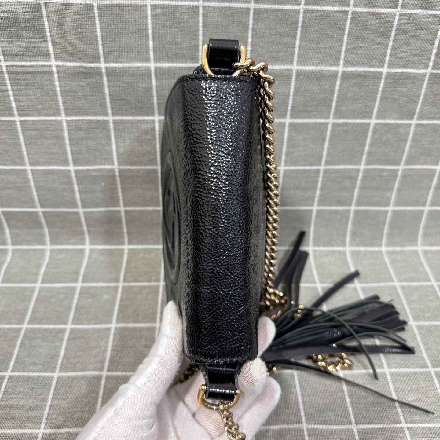 Gucci 323190-AH90G-9640