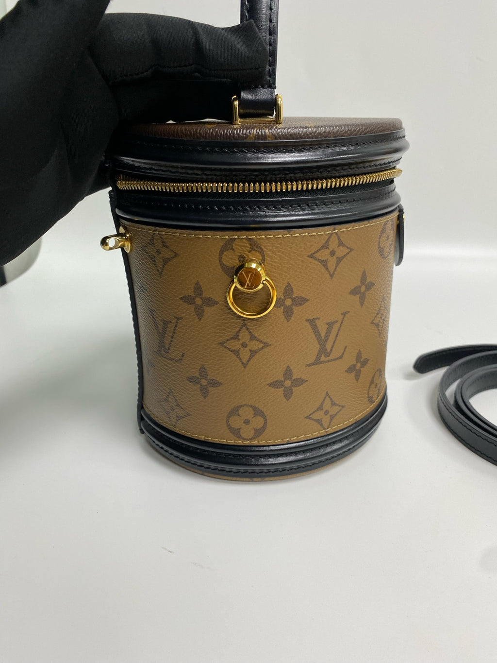 Louis Vuitton Cannes Shoulder Bag M43986