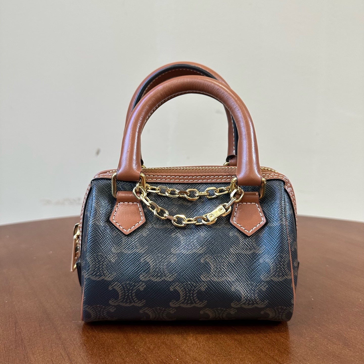 Celine 195112BZJ.04LU