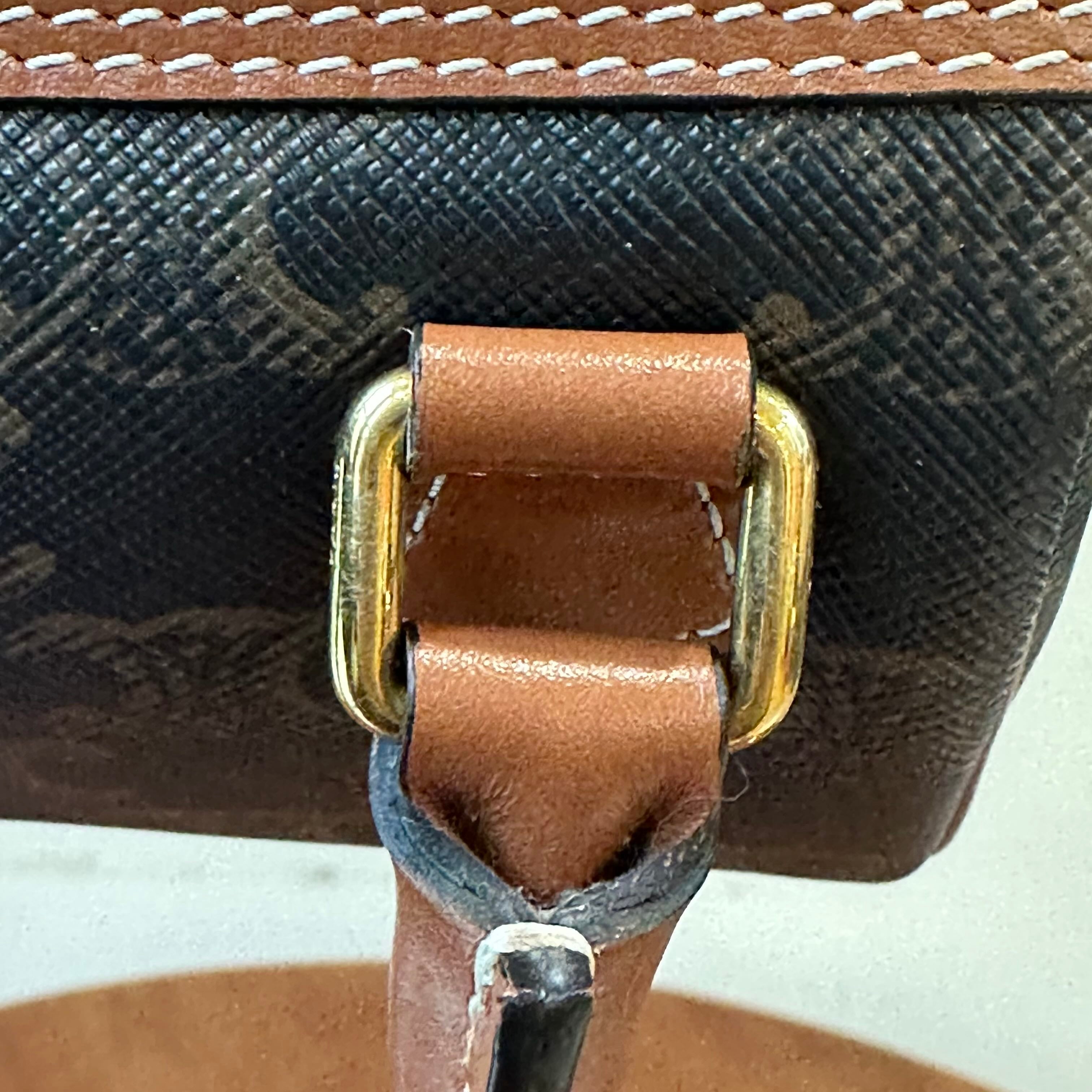 Celine 195112BZJ.04LU