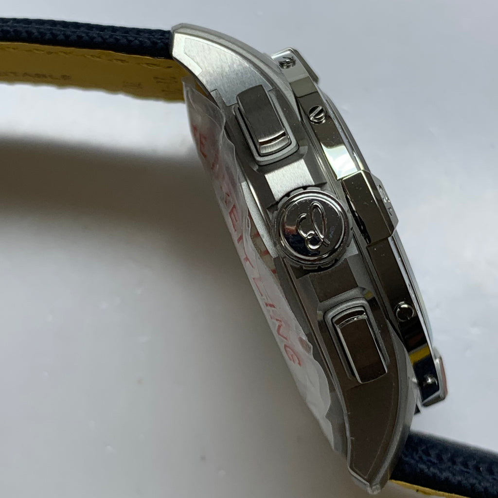 Breitling Avenger B01 Chronograph 42 42 AB0146101C1X1