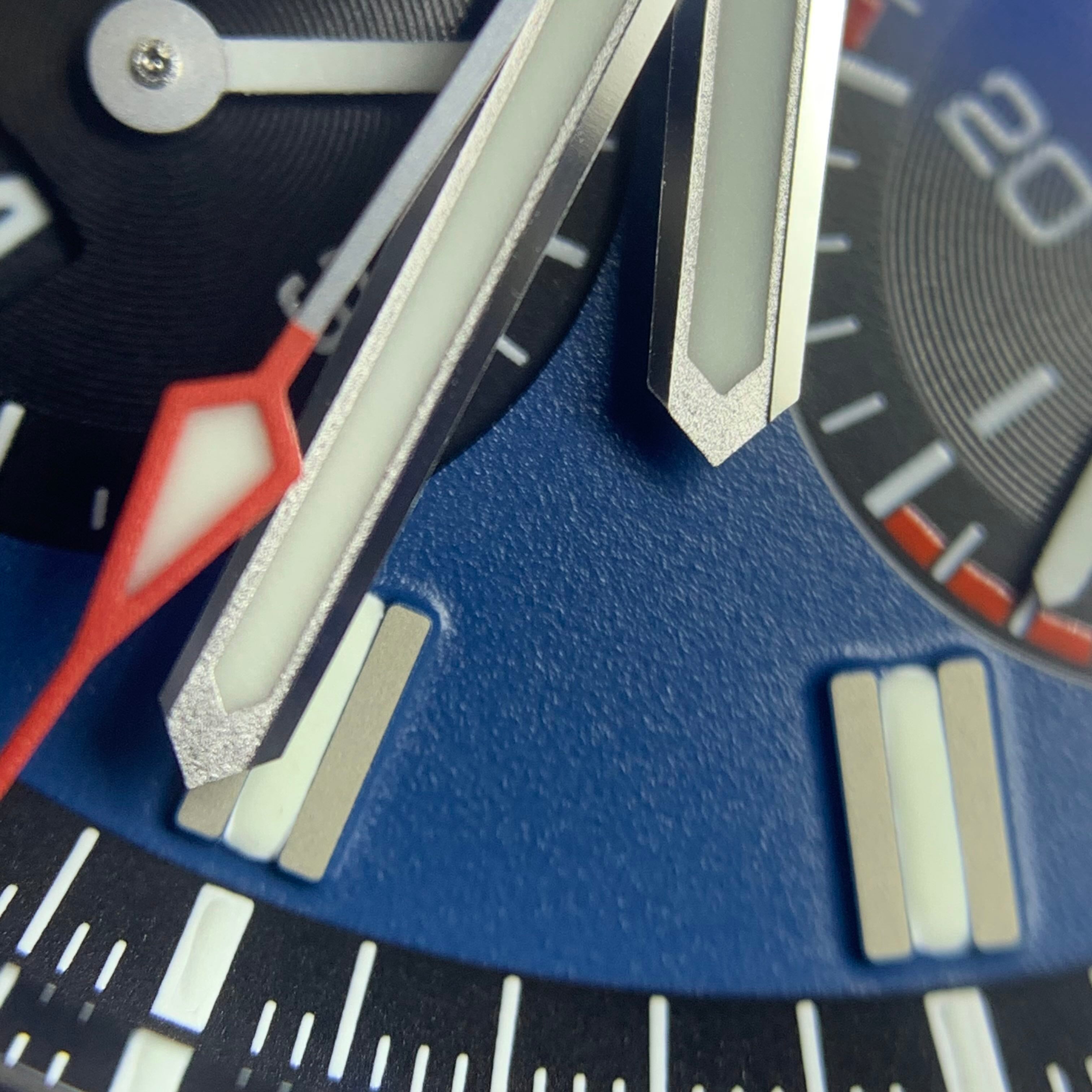 Breitling Avenger B01 Chronograph 42 42 AB0146101C1X1