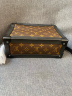 Louis Vuitton 25.0x 18.0x 10.0 cm M44478
