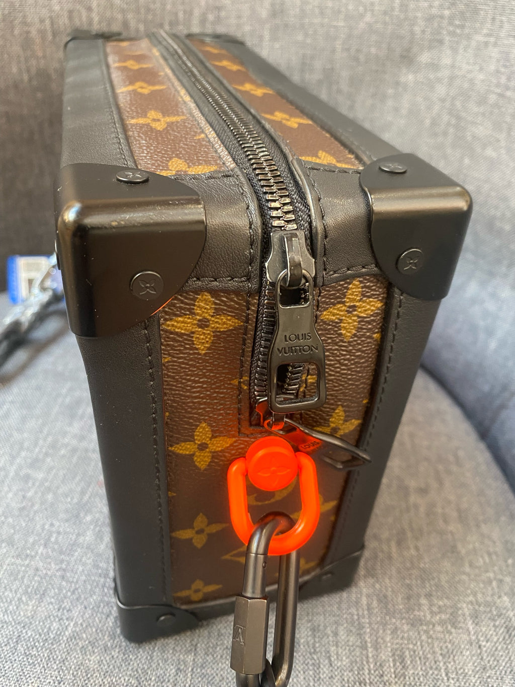 Louis Vuitton 25.0x 18.0x 10.0 cm M44478