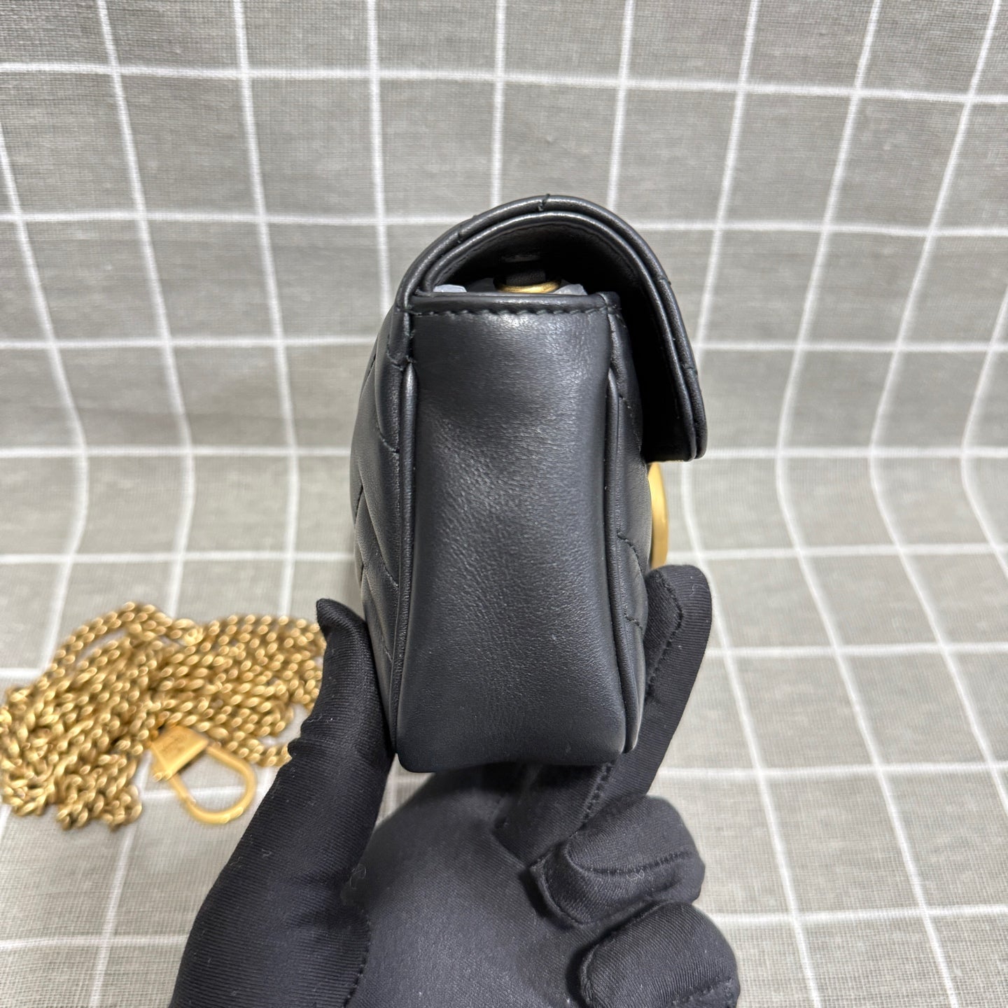 Gucci GG Marmont Collection Leather Black 476433 DTDCT 1000