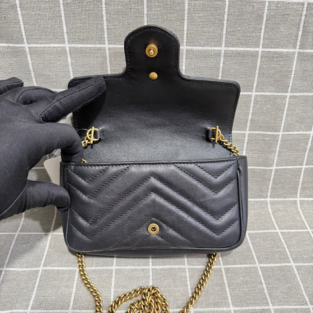 Gucci GG Marmont Collection Leather Black 476433 DTDCT 1000
