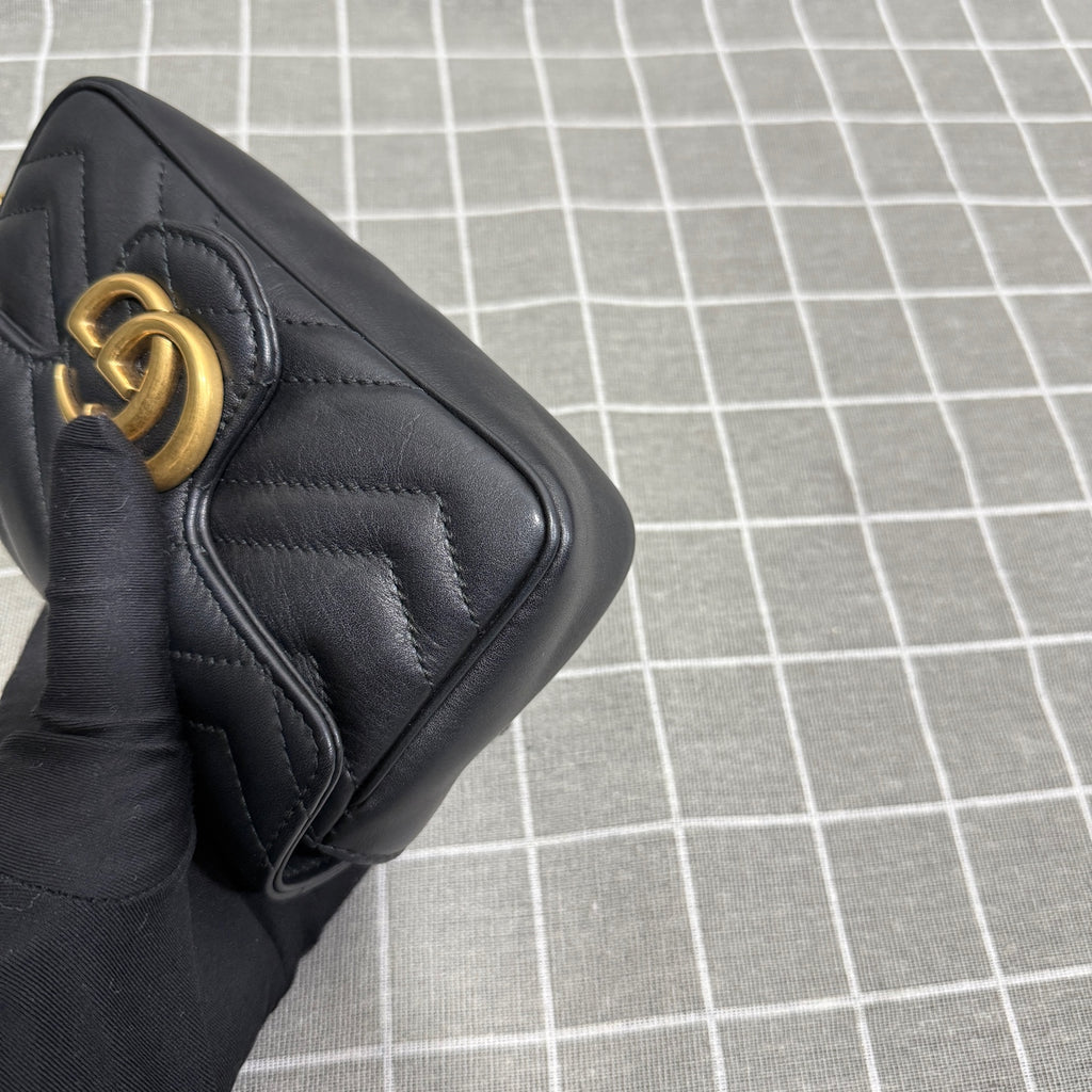 Gucci GG Marmont Collection Leather Black 476433 DTDCT 1000