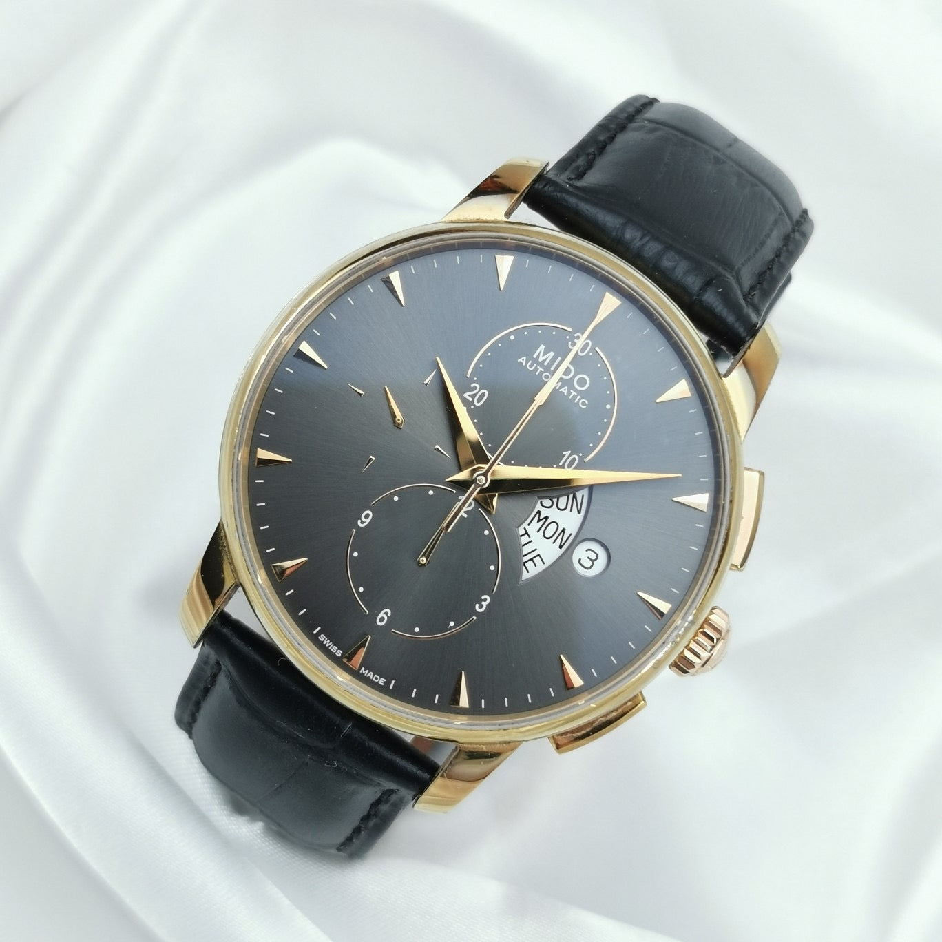 Mido Berenice Rose gold Automatic (self-winding) watch 42 millimeters M8607.3.13.42