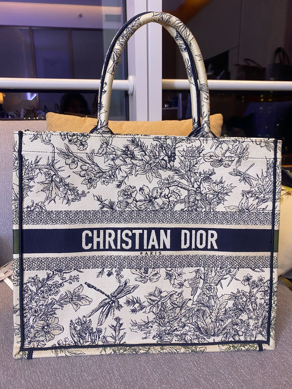 Dior Book Tote White Dimensions: 42 x 35 x 18.5 cm (length x height x width) M1286ZTDT_M34I