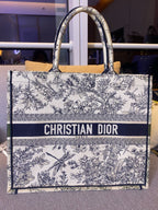 Dior Book Tote White Dimensions: 42 x 35 x 18.5 cm (length x height x width) M1286ZTDT_M34I