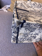 Dior Book Tote White Dimensions: 42 x 35 x 18.5 cm (length x height x width) M1286ZTDT_M34I