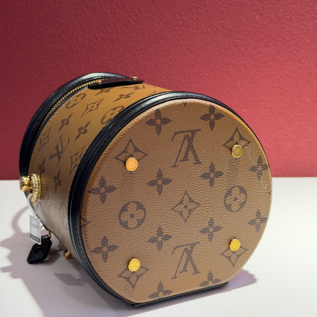 Louis Vuitton Cannes 15 x 17 x 15 centimeters (length x height x width) M43986