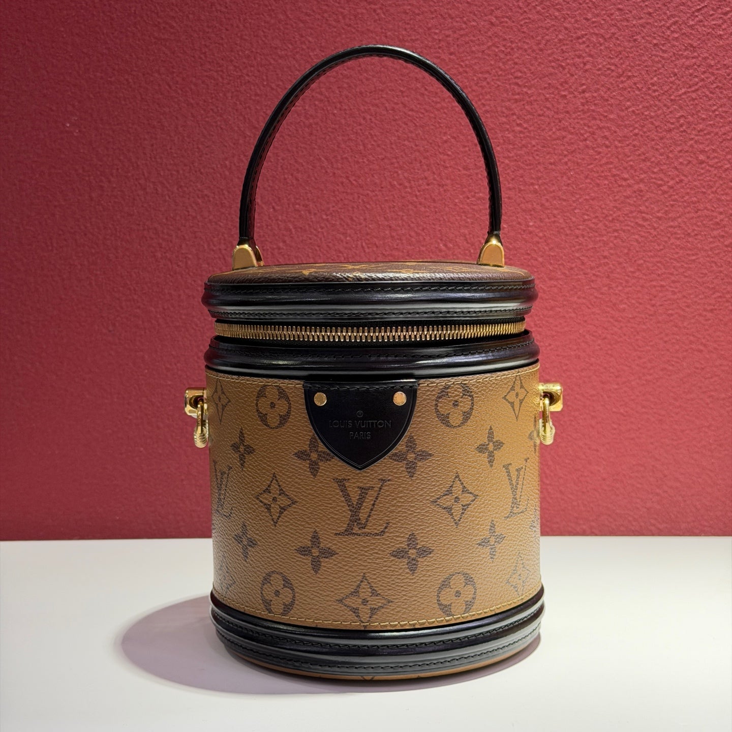 Louis Vuitton Cannes 15 x 17 x 15 centimeters (length x height x width) M43986