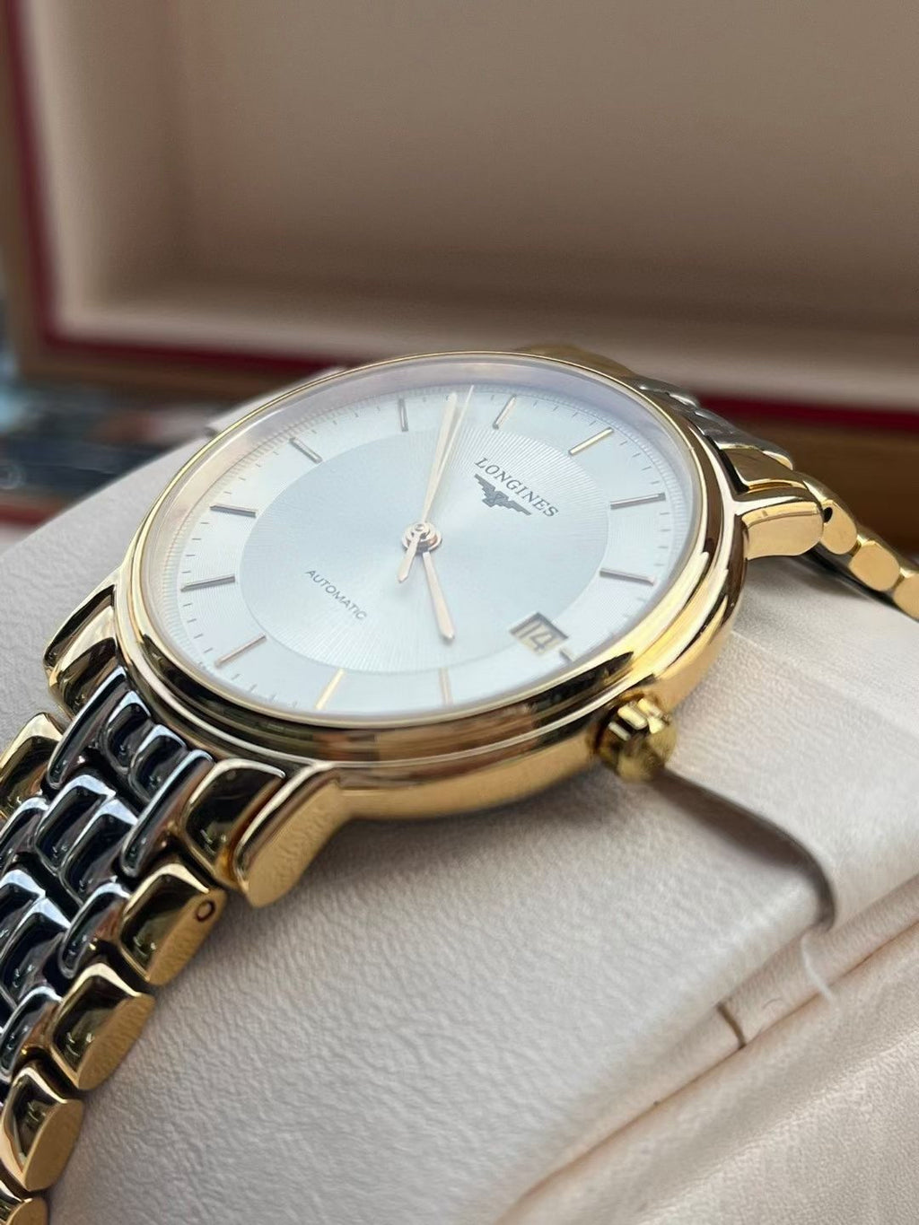 Longines Elegance Yellow Automatic (self-winding) watch L4.821.2.42.7