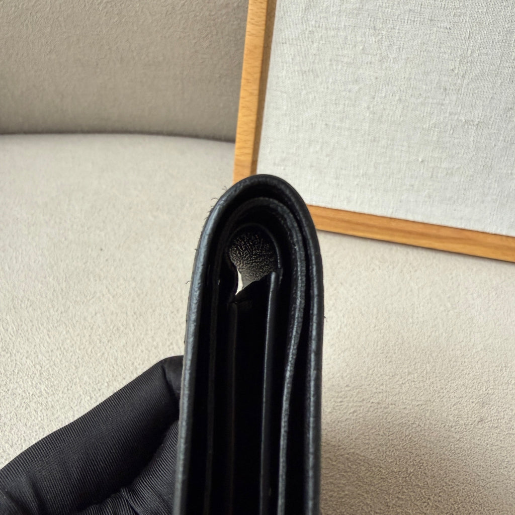 Louis Vuitton Black