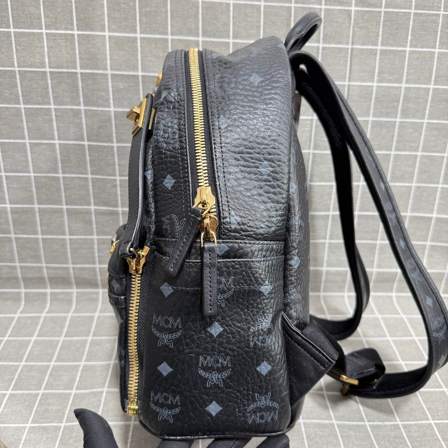MCM MMK6SVE80BK001
