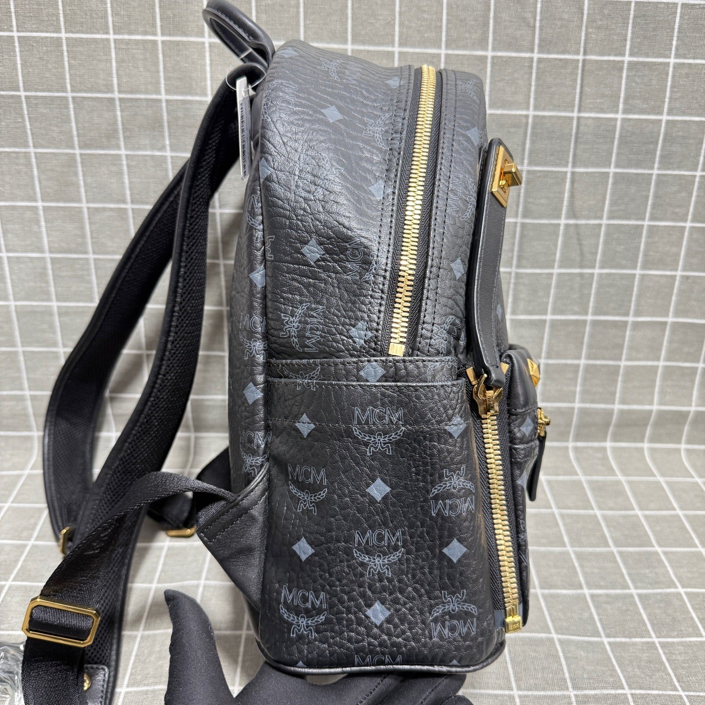 MCM MMK6SVE80BK001