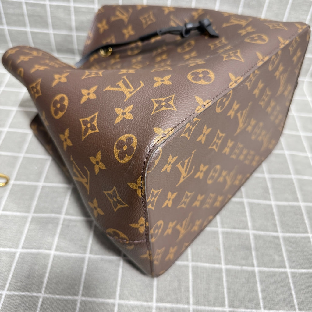 Louis Vuitton Néonoé Canvas Bucket & Drawstring Bag M44020