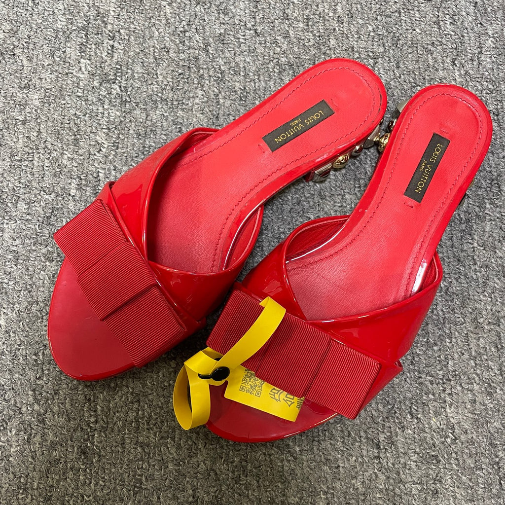 Louis Vuitton Flip flop