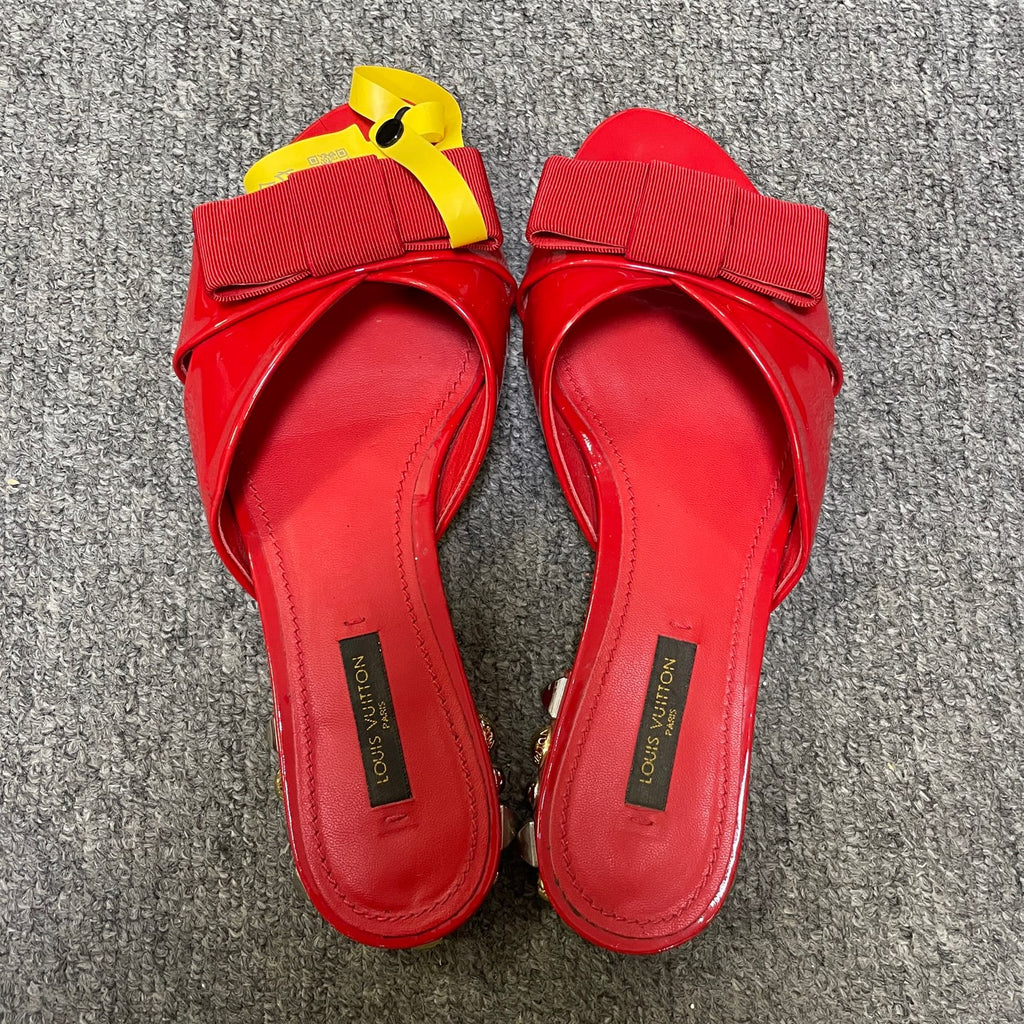 Louis Vuitton Flip flop
