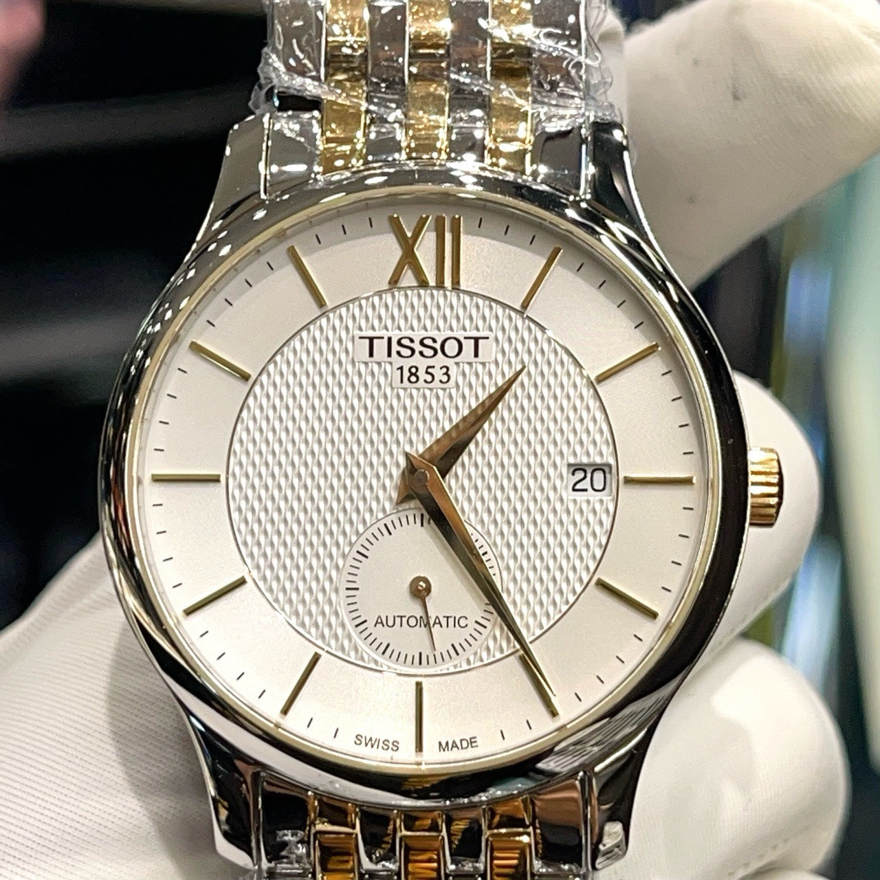 Tissot Classic White Automatic (self-winding) watch 40 millimeters T063.428.22.038.00