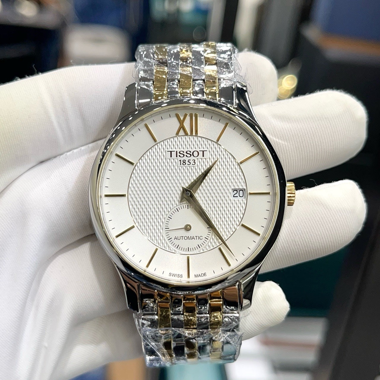 Tissot Classic White Automatic (self-winding) watch 40 millimeters T063.428.22.038.00